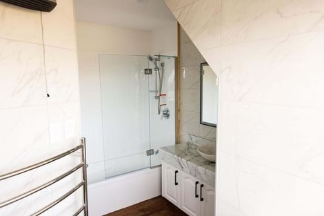 Photo of property in 30 Satara Crescent, Khandallah, Wellington, 6035