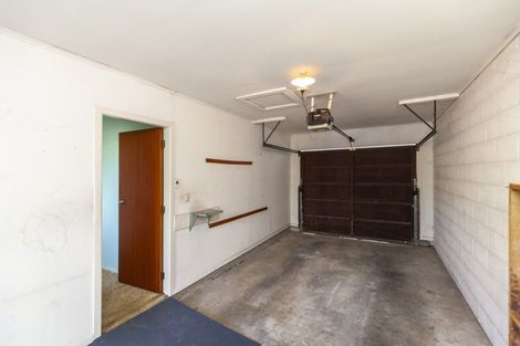 Photo of property in 30a Rewarewa Crescent, Waikanae, 5036