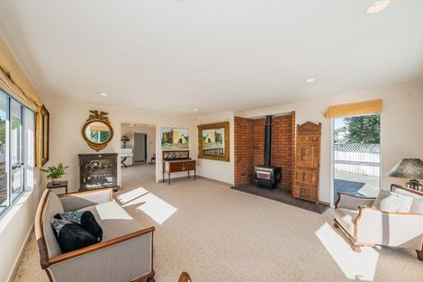 Photo of property in 8 Falla Street, Paraparaumu Beach, Paraparaumu, 5032