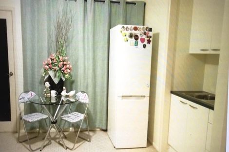 Photo of property in 1/63 The Boulevard, Sunnyhills, Auckland, 2010
