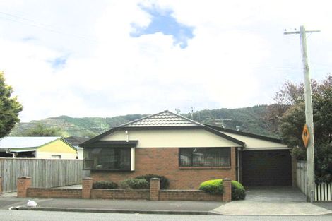 Photo of property in 27f2- Mcparland Street, Ebdentown, Upper Hutt, 5018