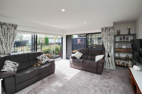 Photo of property in 15 Moreton Green, Rolleston, 7615