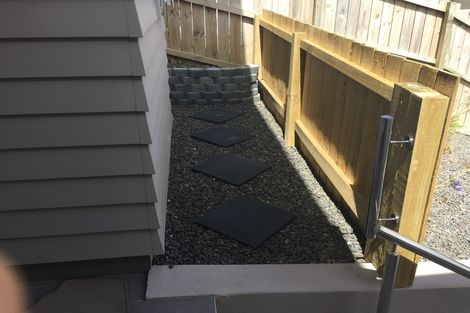 Photo of property in 73 Tamahere Drive, Glenfield, Auckland, 0629