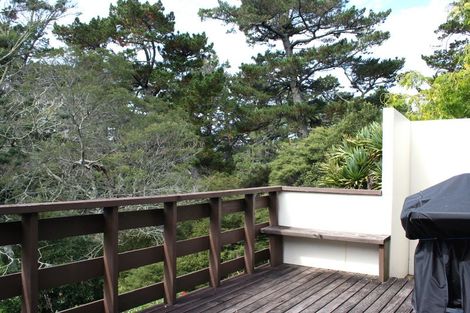 Photo of property in 7 Lowell Place, Massey, Auckland, 0614