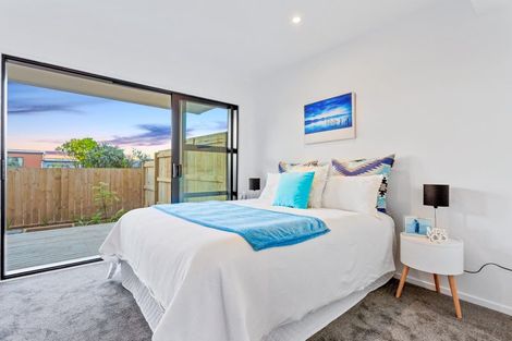 Photo of property in 8/28 Lavelle Road, Henderson, Auckland, 0612