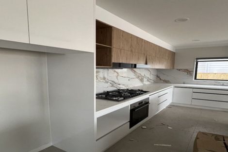 Photo of property in 35a Ksenia Drive, Flat Bush, Auckland, 2019