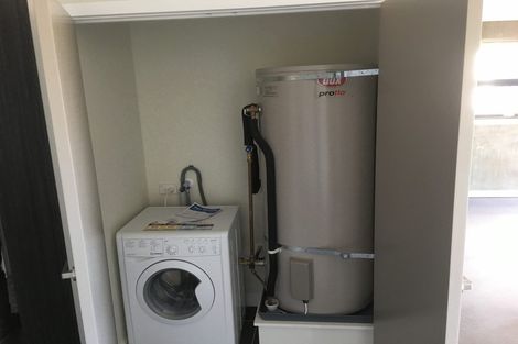 Photo of property in Frame Apartments, 404/111u Molesworth Street, Thorndon, Wellington, 6011