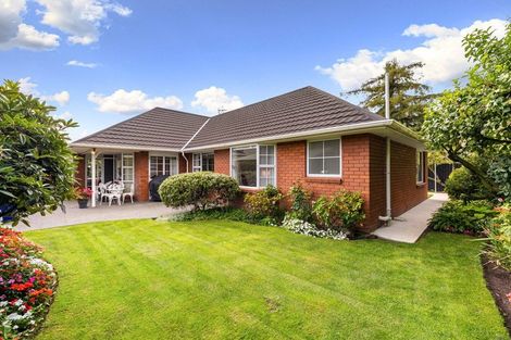 Photo of property in 2/27 Hamilton Avenue, Ilam, Christchurch, 8041