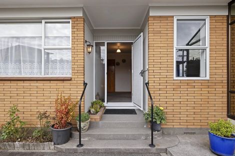 Photo of property in 1/5 Waimea Street, Westown, New Plymouth, 4310