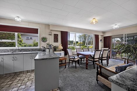 Photo of property in 55 Broadway, Stratford, 4332