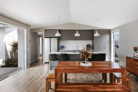 Photo of property in 19 Stingray Drive, Omokoroa, 3114