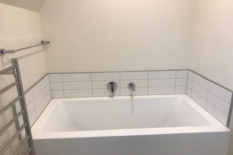 Photo of property in 122 Office Road, Merivale, Christchurch, 8014