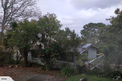 Photo of property in 2/32 Cyclarama Crescent, Massey, Auckland, 0614