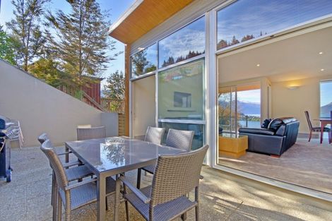 Photo of property in 7 Earnslaw Terrace, Queenstown, 9300