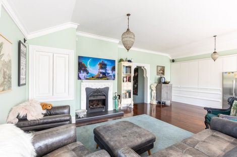 Photo of property in 122 Hine Street, New Plymouth, 4310