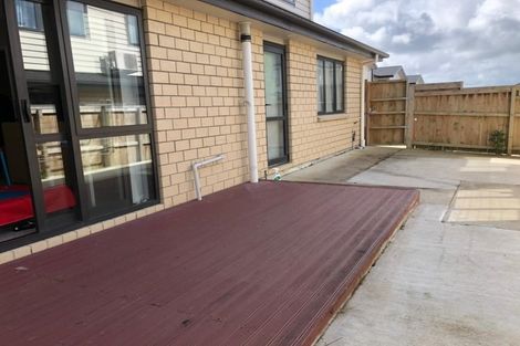 Photo of property in 16 Nandi Lane, Ranui, Auckland, 0612