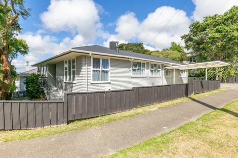 Photo of property in 45 Victory Crescent, Tawa, Wellington, 5028