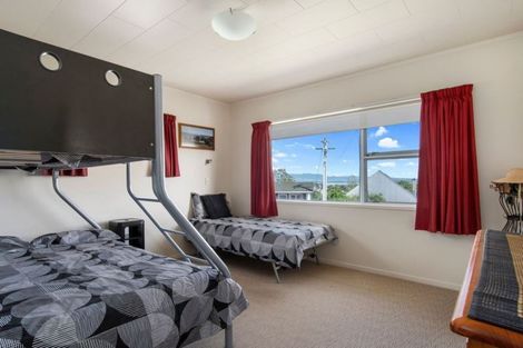 Photo of property in 11 Kaharoa Avenue, Omokoroa, 3114