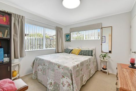 Photo of property in 96c Lakeside Drive, Orewa, 0931