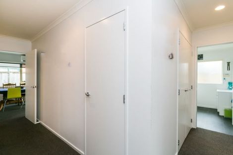 Photo of property in Miramar Villas, 12/6u Brussels Street, Miramar, Wellington, 6022