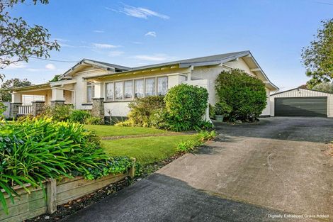 Photo of property in 28 Carlton Avenue, Gonville, Whanganui, 4501