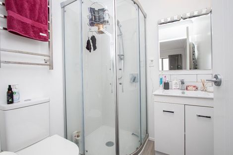 Photo of property in 17/19u Ruakiwi Road, Hamilton Lake, Hamilton, 3204