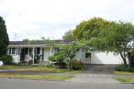 Photo of property in 40 Brightwater Crescent, Totara Park, Upper Hutt, 5018
