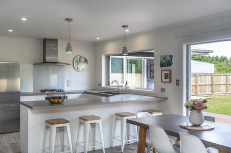 Photo of property in 53 Frederick Street, Carterton, 5713
