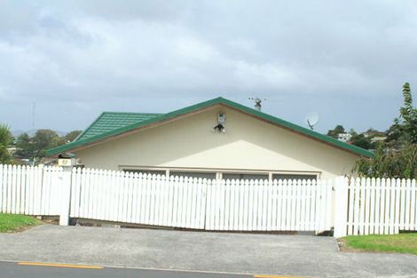 Photo of property in 57 Garton Drive, Massey, Auckland, 0614