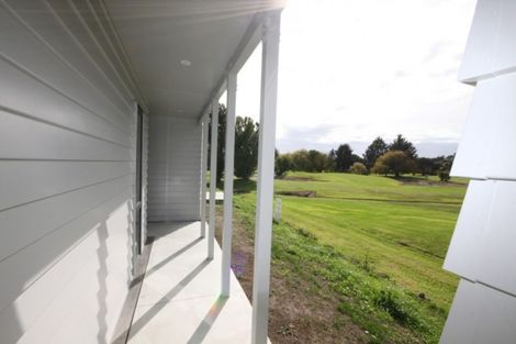 Photo of property in 14 Lynette Place, Mangere, Auckland, 2022