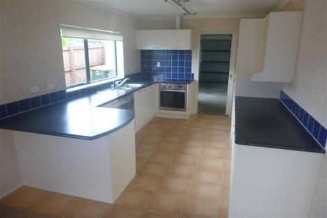 Photo of property in 2 Abilene Place, Manurewa, Auckland, 2105