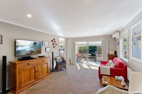 Photo of property in 29 Kapanui Road, Waikanae, 5036