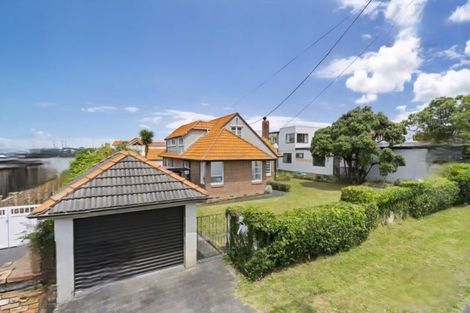 Photo of property in 31 Norwood Road, Bayswater, Auckland, 0622
