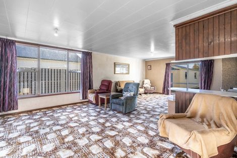 Photo of property in 121 Park Street, Winton, 9720