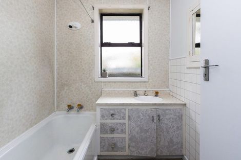 Photo of property in 13 Bond Street, Waltham, Christchurch, 8023