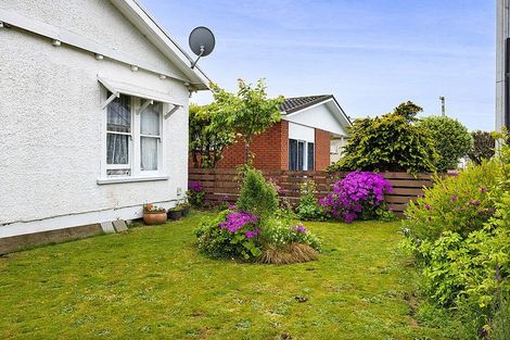 Photo of property in 17 Milmoe Street, Hawera, 4610