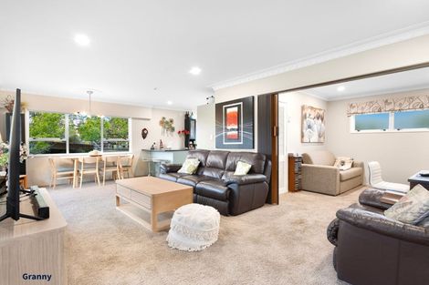 Photo of property in 16 Langford Place, Dairy Flat, Albany, 0792