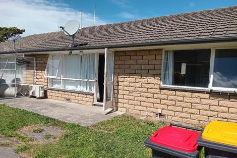 Photo of property in 2/15 Harakeke Street, Riccarton, Christchurch, 8011