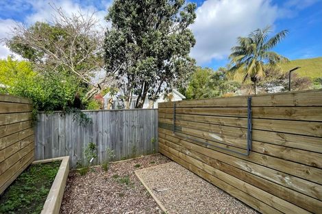Photo of property in 13 Whanui Place, Mangere Bridge, Auckland, 2022