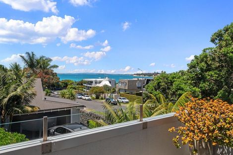 Photo of property in 2/2a Earnoch Avenue, Takapuna, Auckland, 0622