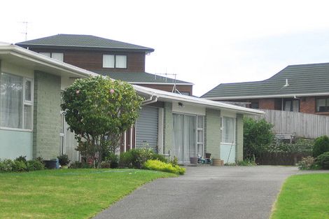 Photo of property in 24 Teoti Street, Paraparaumu Beach, Paraparaumu, 5032