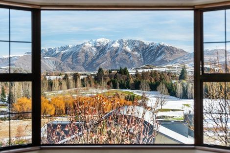 Photo of property in 22 Fox's Terrace, Arrowtown, 9302