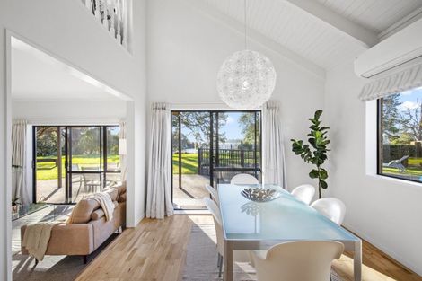 Photo of property in 5 Godwit Place, Waiuku, 2123