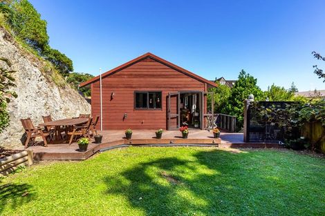 Photo of property in 10b Mersey Street, Island Bay, Wellington, 6023