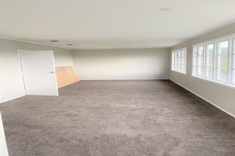 Photo of property in 94 Nicholson Road, Khandallah, Wellington, 6035
