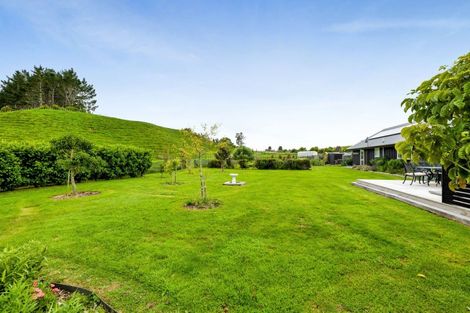 Photo of property in 7 Harkness Rice Way, Koru, New Plymouth, 4374