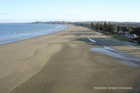 Photo of property in 84 Tauranga Place, Orewa, 0931