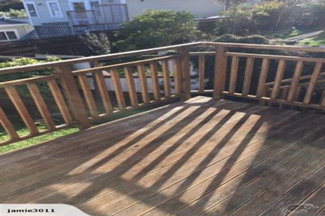 Photo of property in 19 Woburn Road, Northland, Wellington, 6012