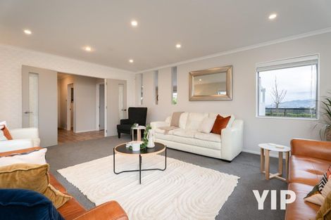 Photo of property in 16 Havana Rise, Grenada Village, Wellington, 6037