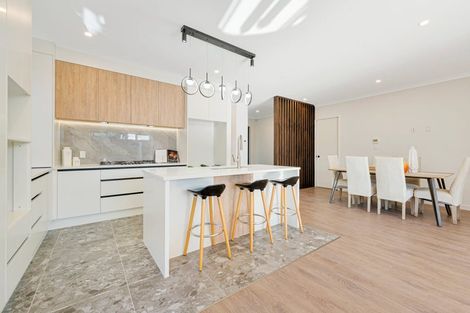 Photo of property in 6 Pineview Drive, Rosehill, 2113